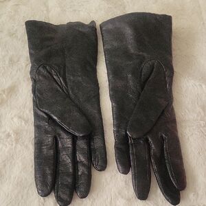 Fowes Leather women's gloves Size 7 Solf Leather Black